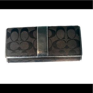 Coach Checkbook Wallet